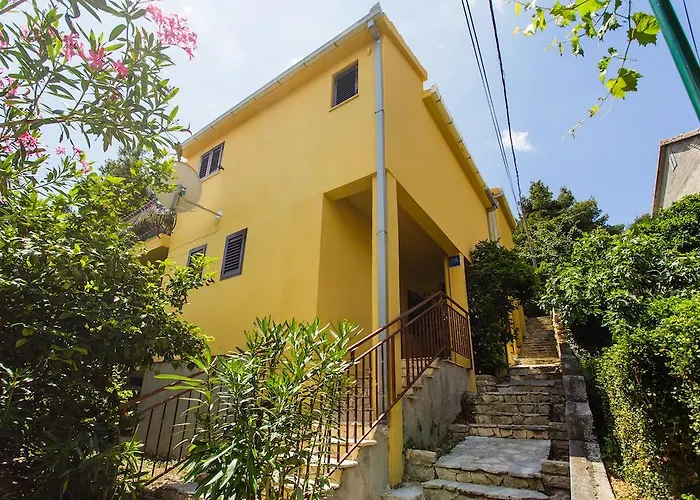 Apartments Bilaja